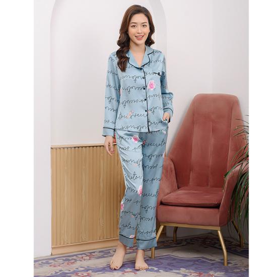 Bộ pijama xanh chữ Mila 9LHA062XA